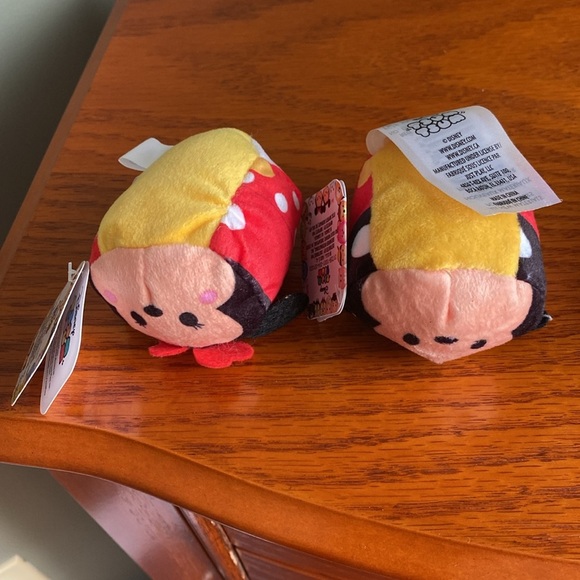 Disney Tsum Tsum Plush Set - Black, Red, White, Blue - Picture 2 of 4